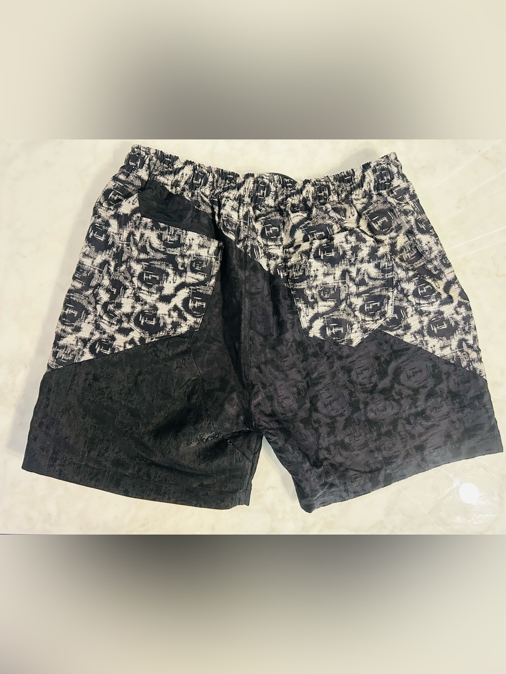 New RTA Brand Shorts - Picture 2 of 5